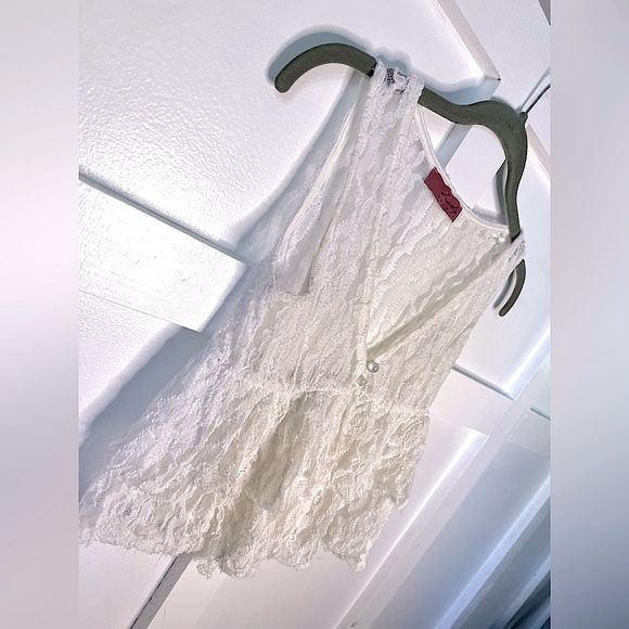 Lovely Rachel White Lacey Layered double button crop vest blouse women small - Picture 2 of 5